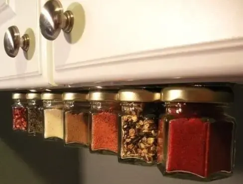 pote de vidro com tempero 2 Decoração com Reciclagem
