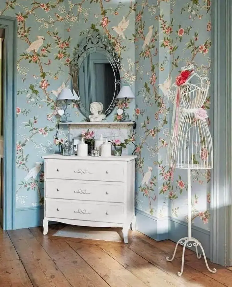 decoração vintage com papel de parede de flores Foto Chambres Inspiration