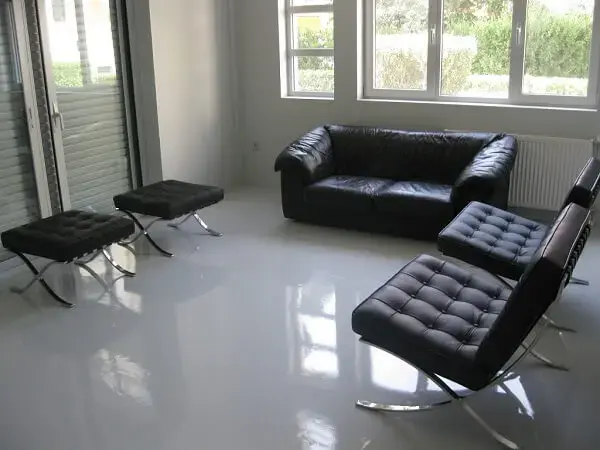 Porcelanato líquido em sala de convivência Porcelanato líquido em sala de convivência
