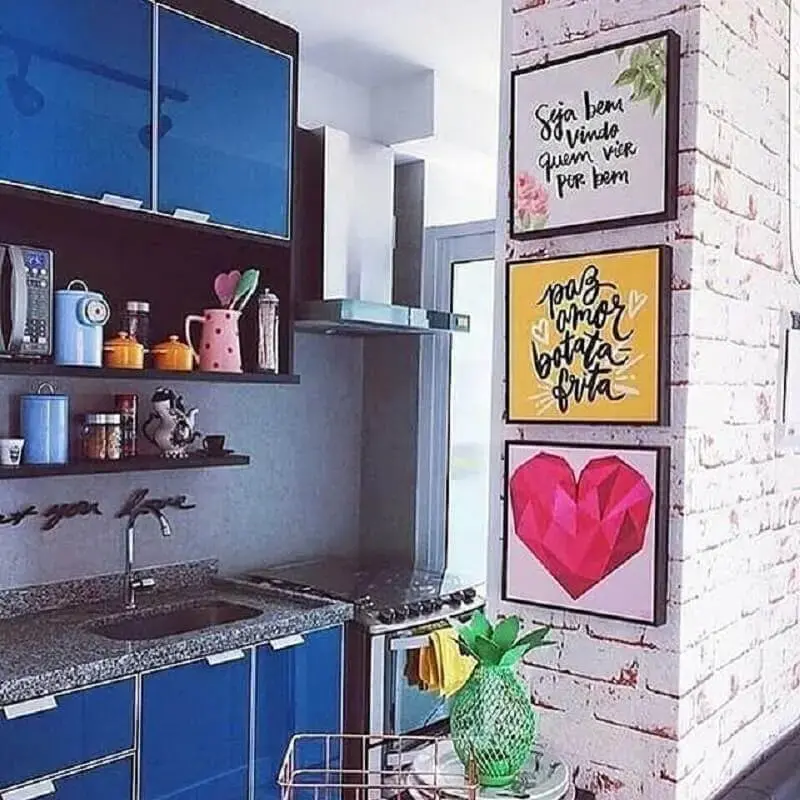 quadros decorativos para cozinha com decoração colorida quadros decorativos para cozinha com decoração colorida Foto Decoração de Casa