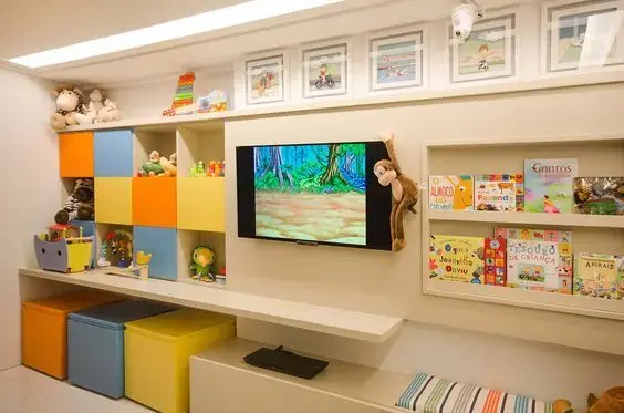 baú - banqueta tipo baú colorida e painel com nichos baú - banqueta tipo baú colorida e painel com nichos