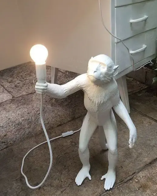 tipos de lâmpadas - luminária de macaco branco com lâmpada fluorescente tipos de lâmpadas - luminária de macaco branco com lâmpada fluorescente