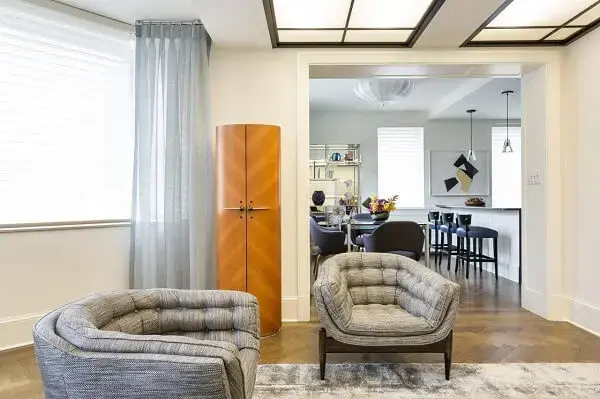 Poltrona para sala cinza super confortável Poltrona para sala cinza super confortável