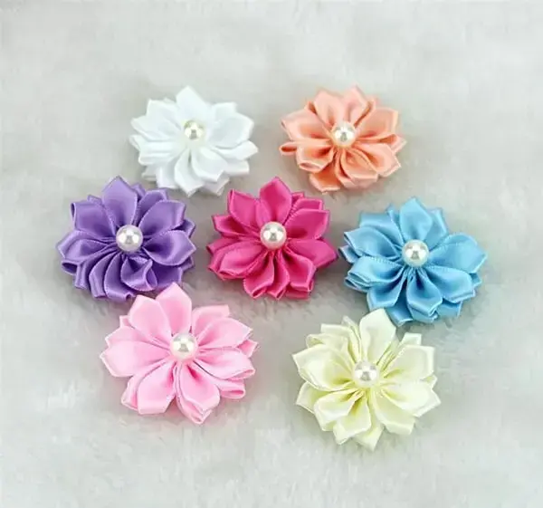 Flor de cetim fita vária cores Flor de cetim fita várias cores