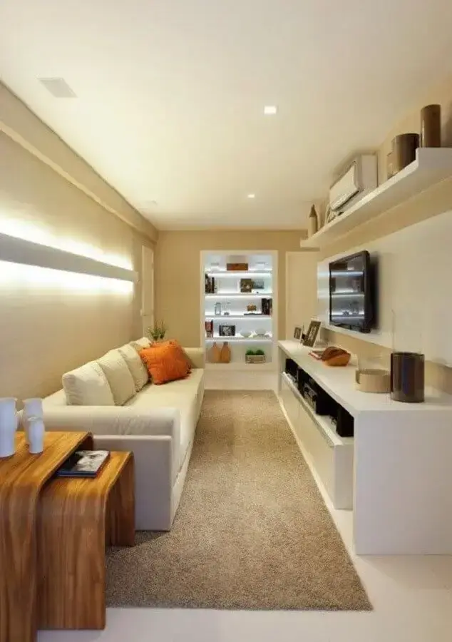 decoração em cores neutras com tapete para sala planejada decoração em cores neutras com tapete para sala planejada Foto Pinterest