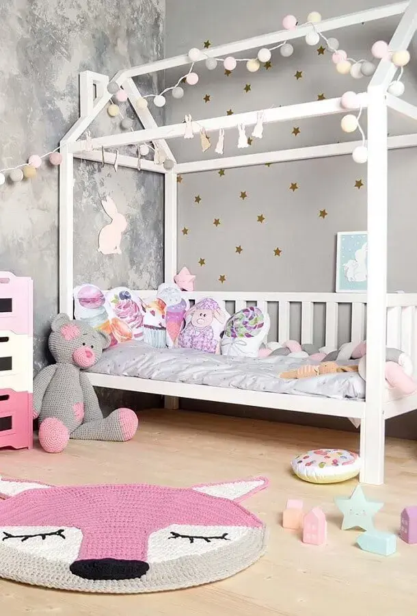 quarto lúdico decorado com tapete infantil quarto lúdico decorado com tapete infantil Foto Revista Artesanato