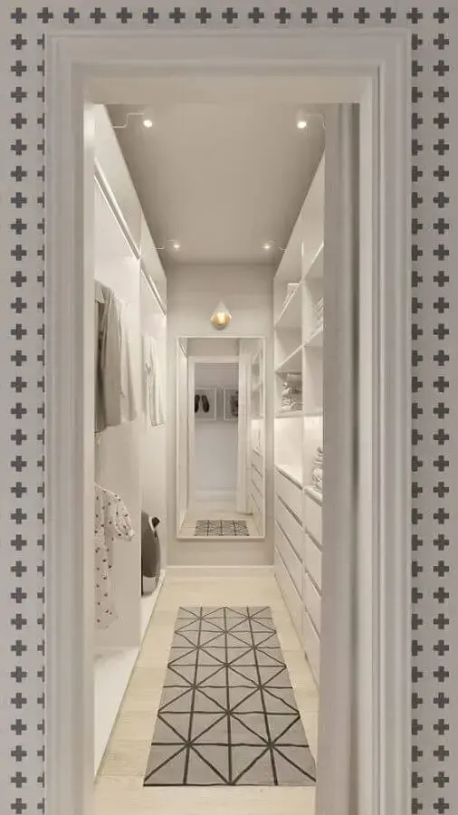tapete cinza para decoração de closet planejado todo branco tapete cinza para decoração de closet planejado todo branco Foto Home Designing