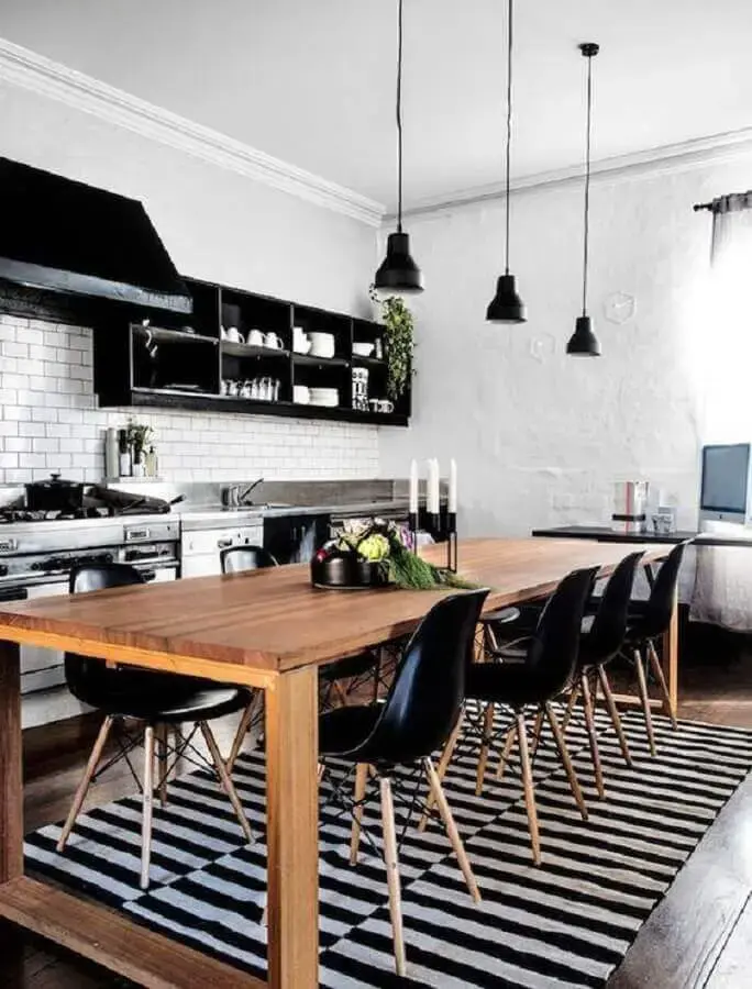 tapete preto e branco para decoração de sala de jantar com cozinha integrada tapete preto e branco para decoração de sala de jantar com cozinha integrada Foto Futurist Architecture