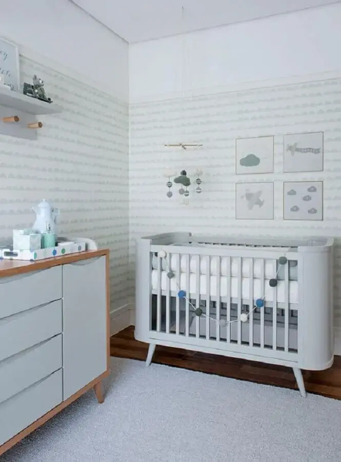 decoração clean com quadros decorativos para quarto de bebê masculino decoração clean com quadros decorativos para quarto de bebê masculino Foto Constance Zahn