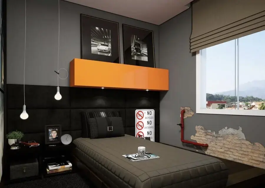 decoração moderna com quadros para quarto masculino jovem preto e cinza com nicho laranja decoração moderna com quadros para quarto masculino jovem preto e cinza com nicho laranja Foto Pinterest