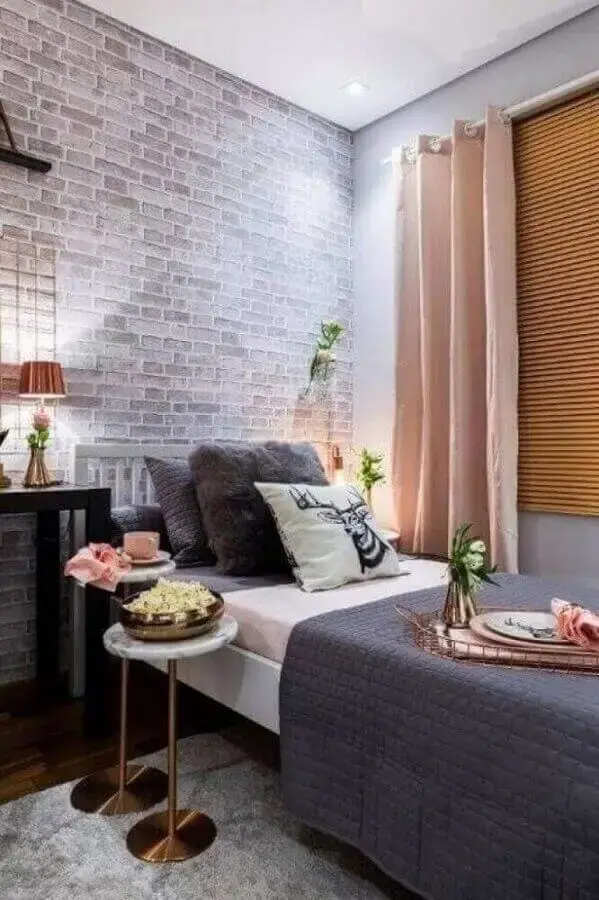 decoração com papel de parede para quarto de mulher cinza e rosa decoração com papel de parede para quarto de mulher cinza e rosa Foto Pinterest