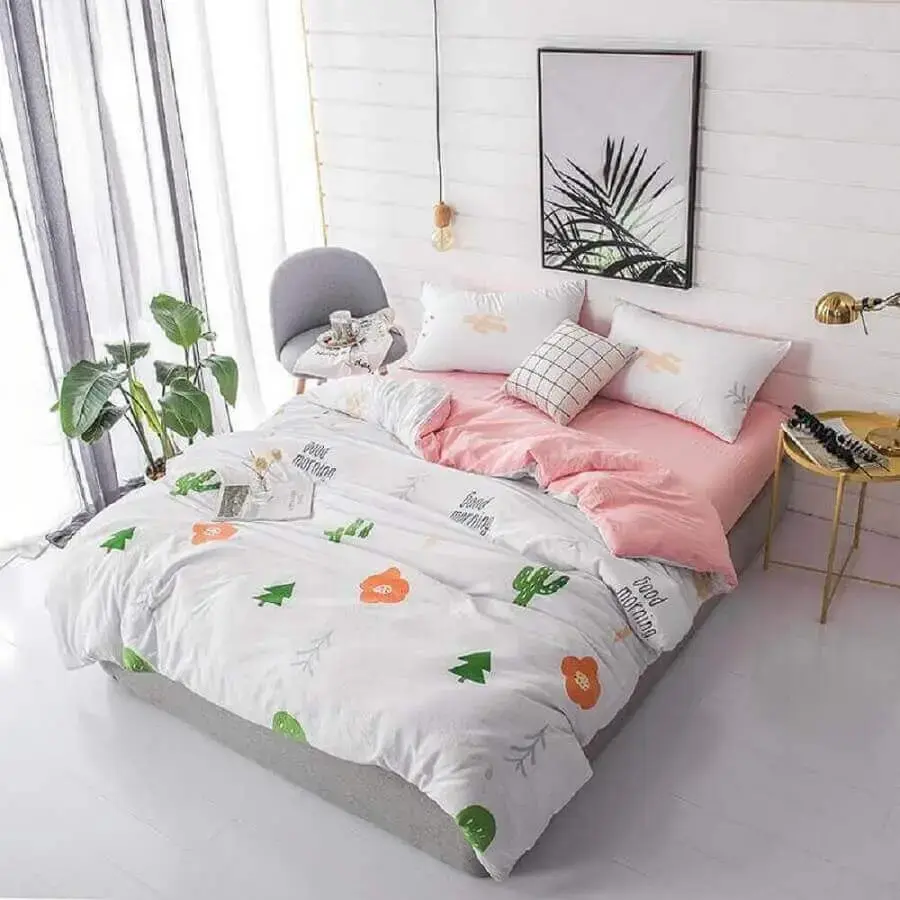 decoração simples para quarto de mulher com mesa lateral redonda decoração simples para quarto de mulher com mesa lateral redonda Foto Pinterest