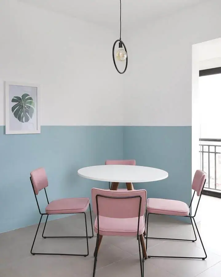 decoração minimalista para sala de jantar em cores tons pastéis decoração minimalista para sala de jantar em cores tons pastéis Foto Qattrino Arquitetura
