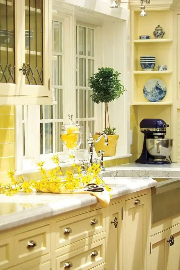 decoração vintage com cores pastéis para cozinha amarela decoração vintage com cores pastéis para cozinha amarela Foto Pinterest