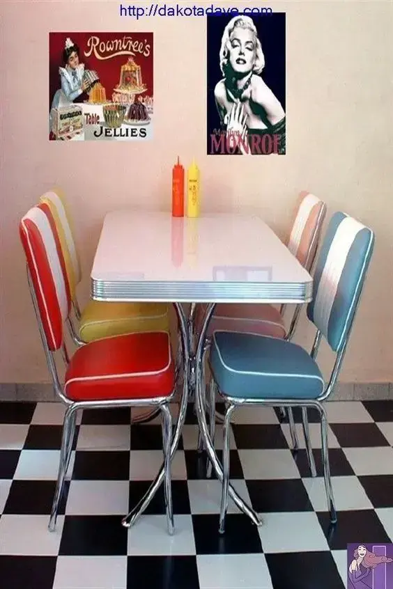 Mesa retrô estilo lanchonete vintage com cadeiras coloridas