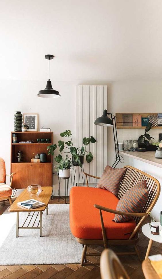 Decoração estilo vintage com sofá retro