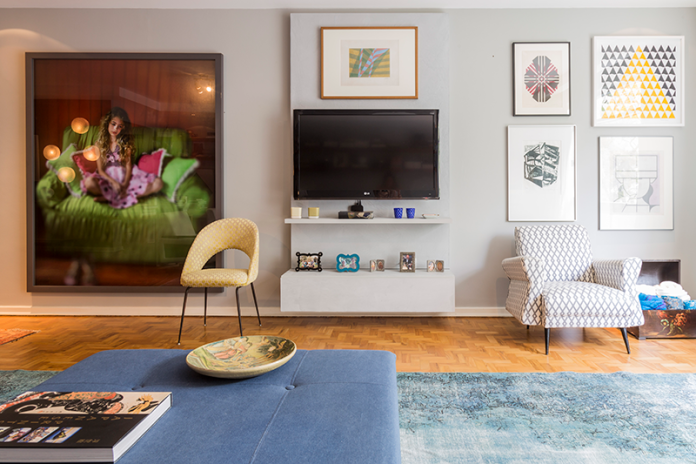 Projeto: Juliana Fabrizzi| Este apartamento combina peças garimpadas, memórias afetivas e um olhar apurado para o design — criando um lar que reflete a história de quem vive nele.