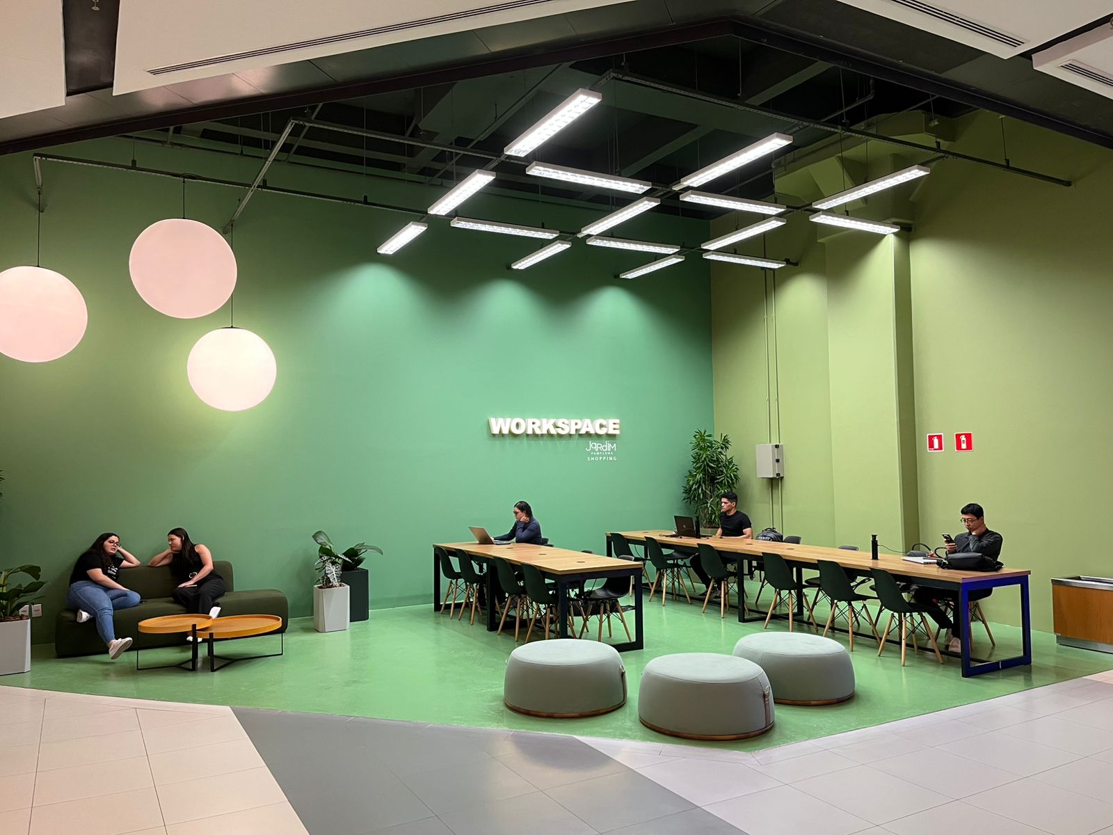 Novo coworking gratuito próximo da Av. Paulista é inaugurado no Jardim Pamplona Shopping