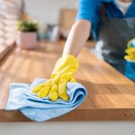 Produtos de limpeza caseiros: 5 receitas para uma faxina mais econômica