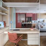 Quarto integrado à sala com divisórias é multifuncional