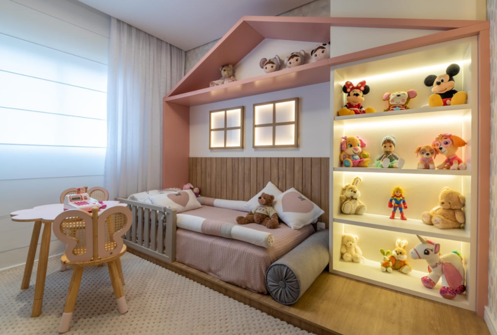 3. Envolver a criança nas escolhas cria um espaço com a identidade dela – Foto: Henry Lopes | Projeto: Sérgio Augusto | Somma Design