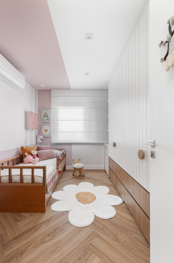 Tons neutros combinam com diferentes fases da infância – Foto: Gisele Rampazzo | Projeto: Renata Costa | Apto 41