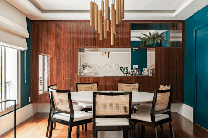 A mesa redonda aproxima as pessoas e favorece conversas mais naturais – Foto: Wesley Lemos | Projeto: Juliana Fabrizzi