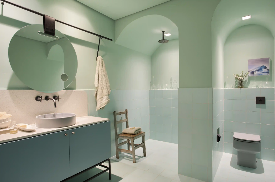 O segredo está em equilibrar o verde água com tons mais neutros – Foto: Denilson Machado | Projeto: Léo Shehtman