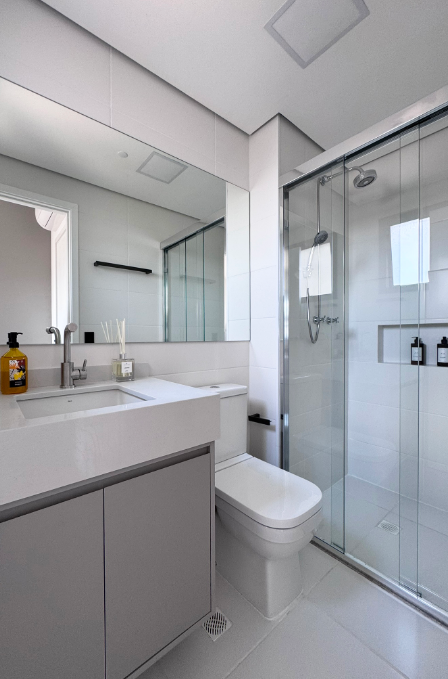 8. O cinza faz o meio termo entre o branco e o preto – Foto/Projeto: Arquiteto Matheus Costa