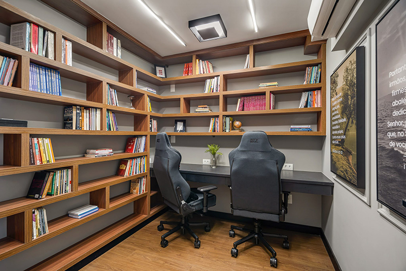5. O piso flutuante se adapta a muitos ambientes – Foto: Estúdio 360 | Projeto: Rubia Vieira Interiores
